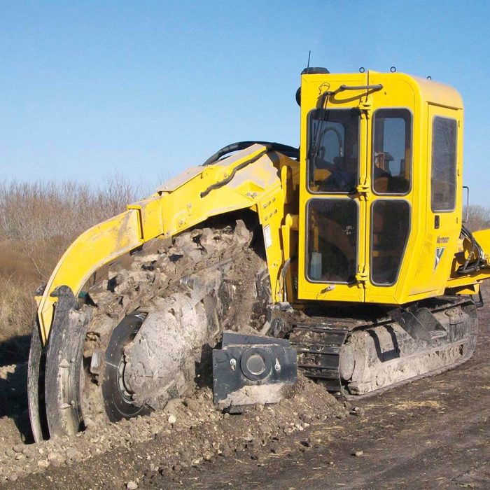 Trencher T655III versatil